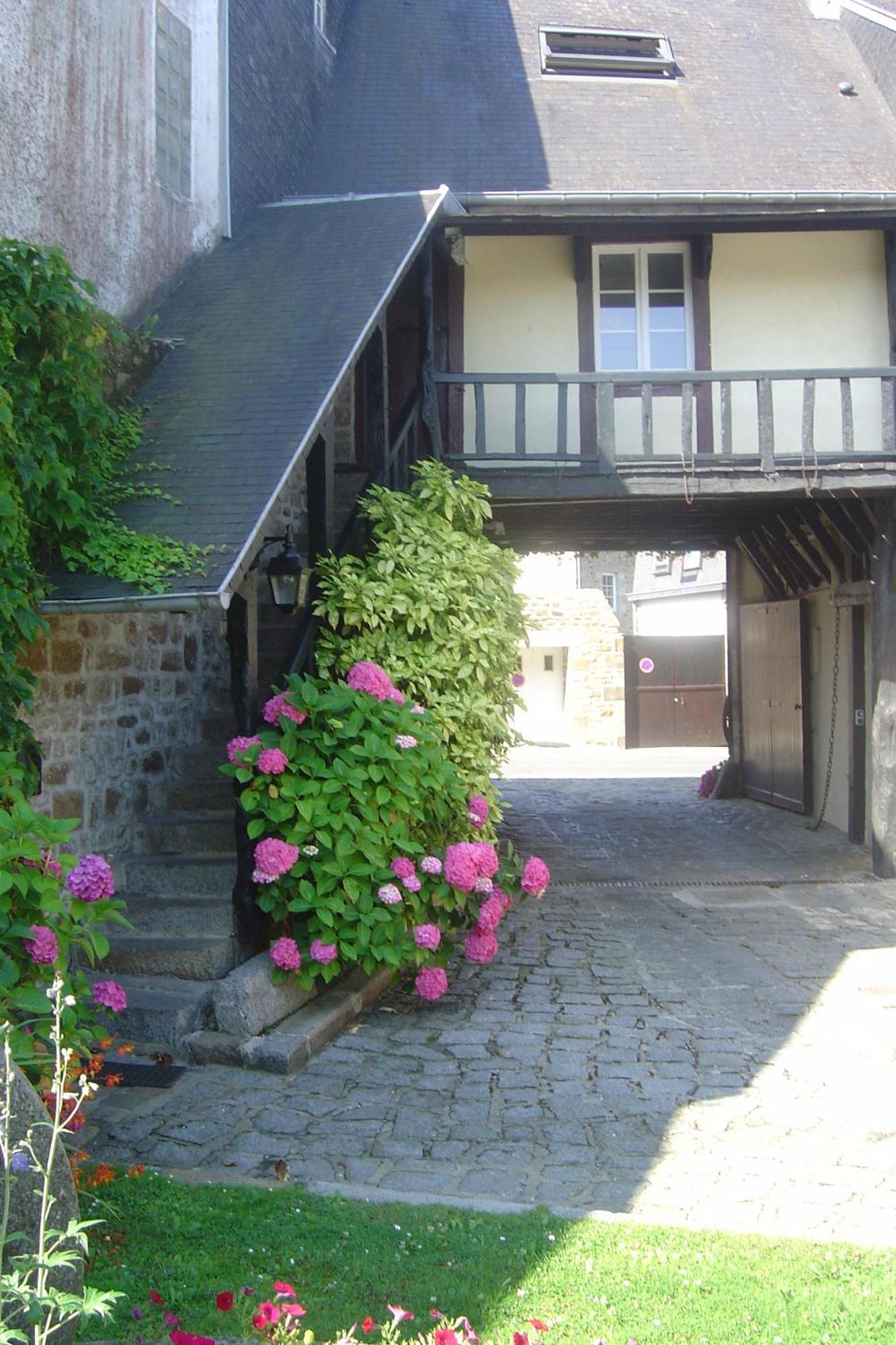 Hotel De La Croix D'Or Avranches Kültér fotó