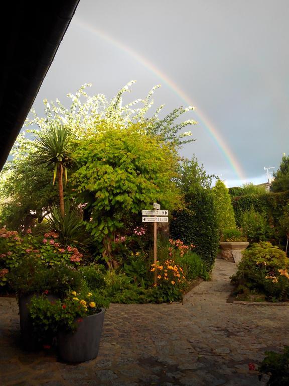 Hotel De La Croix D'Or Avranches Kültér fotó