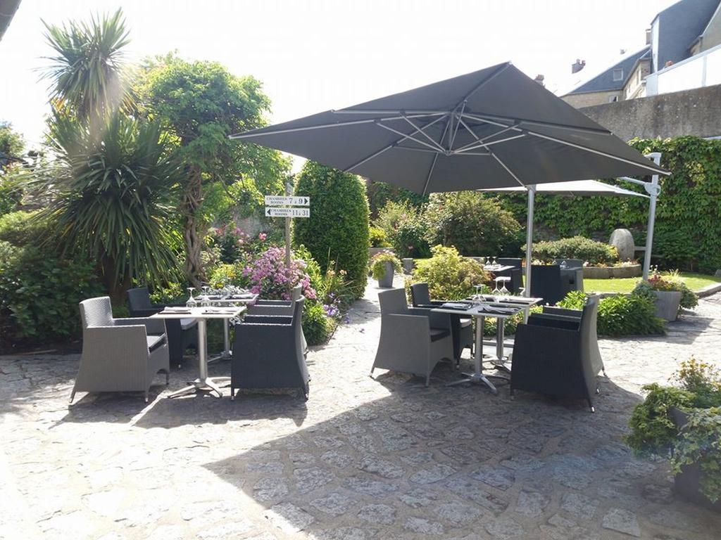 Hotel De La Croix D'Or Avranches Kültér fotó