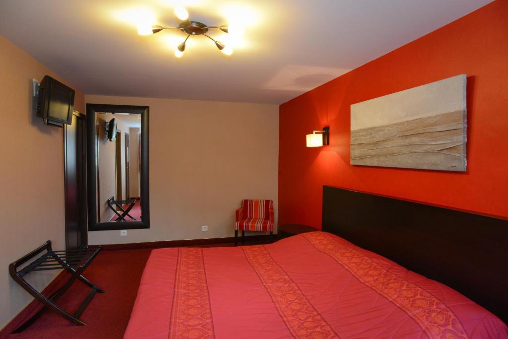 Hotel De La Croix D'Or Avranches Szoba fotó