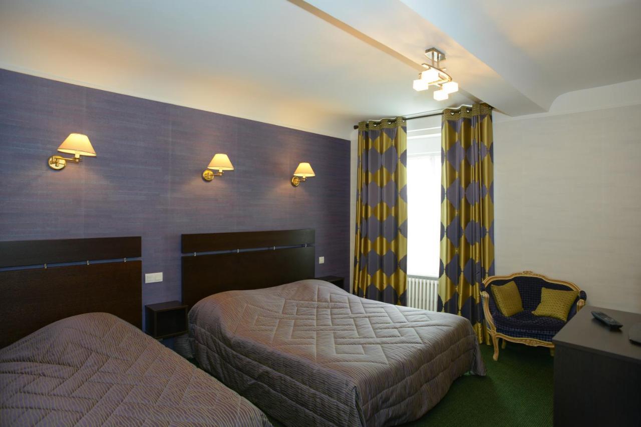 Hotel De La Croix D'Or Avranches Kültér fotó