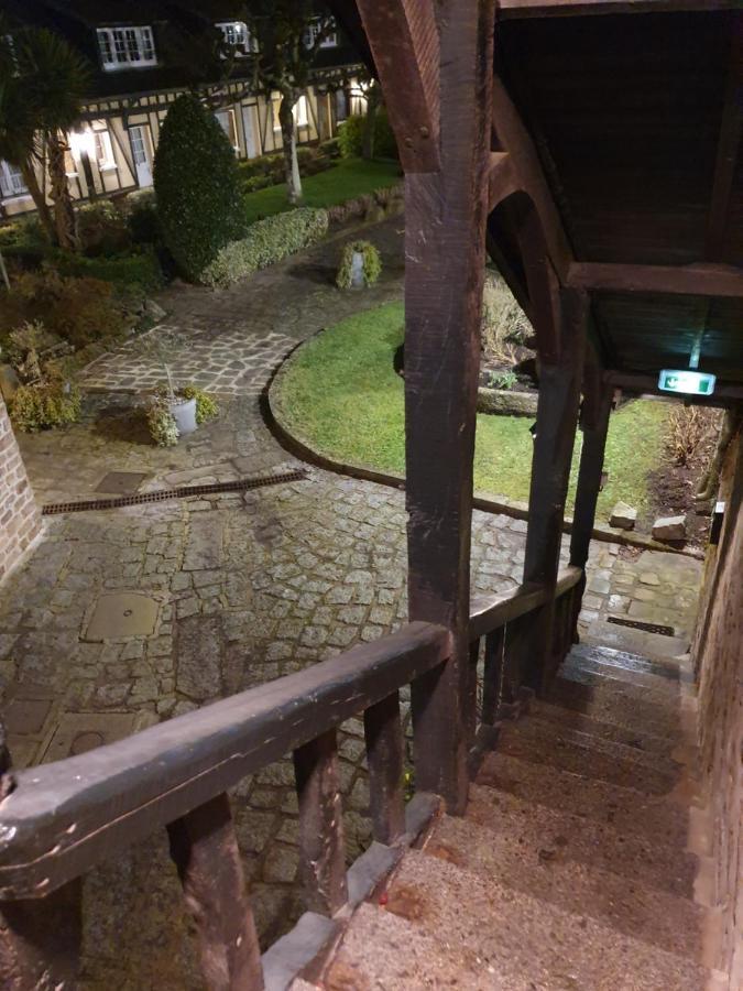 Hotel De La Croix D'Or Avranches Kültér fotó