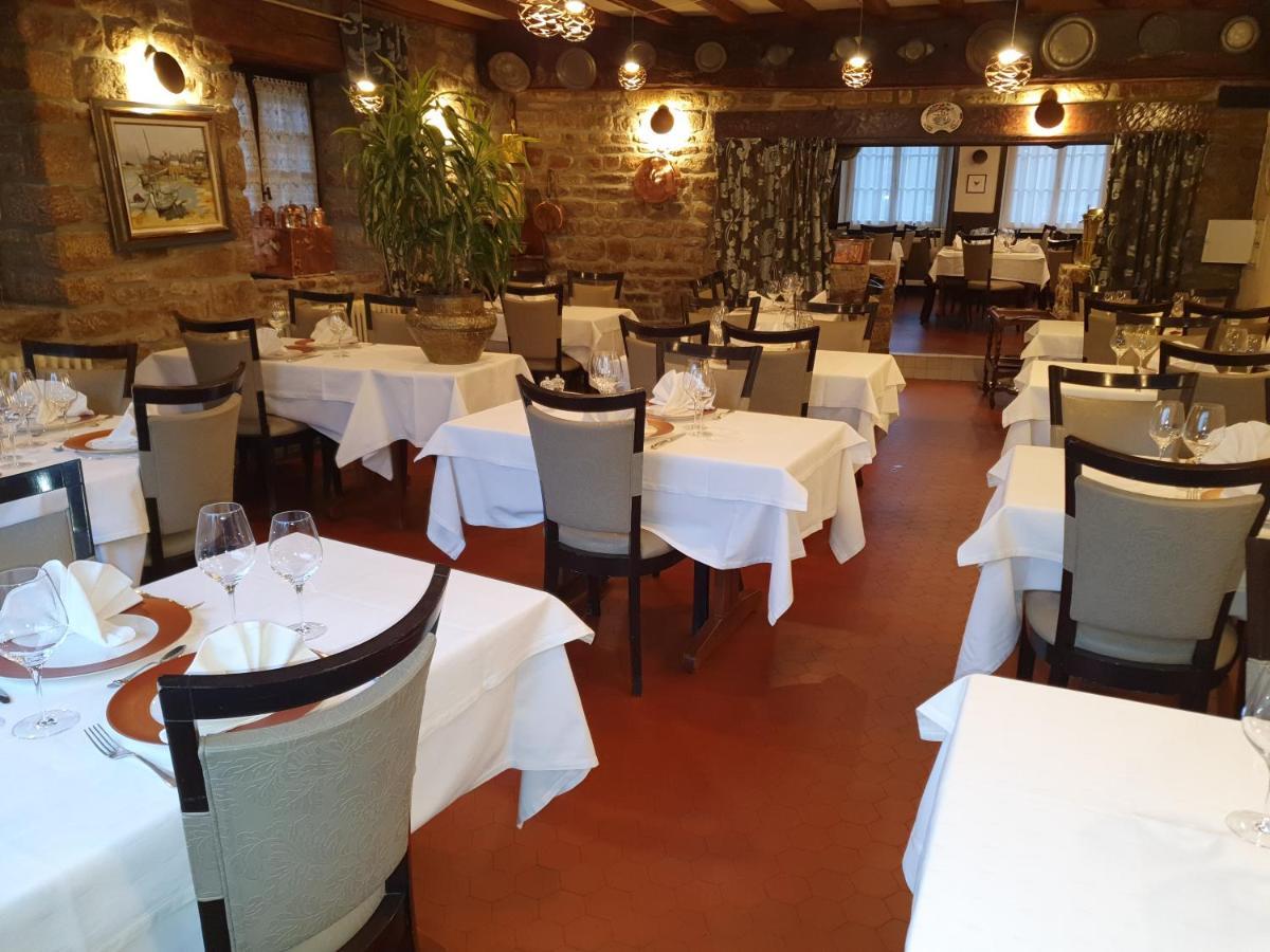 Hotel De La Croix D'Or Avranches Kültér fotó